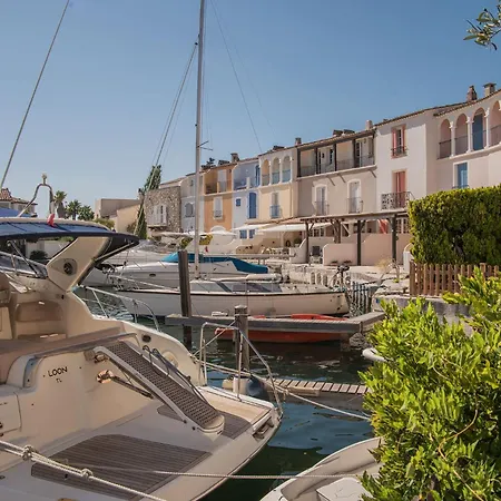 Terrasse Sur L'eau Daire Grimaud