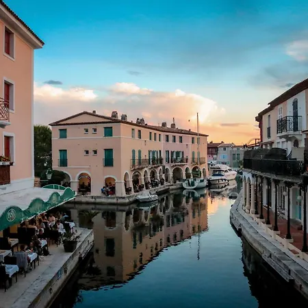 Terrasse Sur L'eau Daire Grimaud