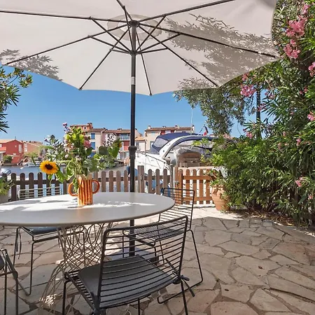 Terrasse Sur L'eau